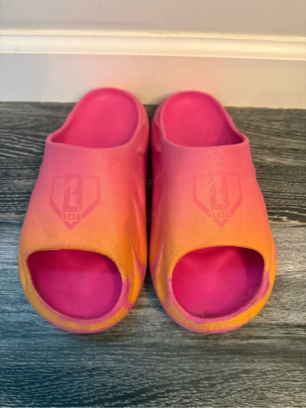 BL101  - Pink and Orange Slides